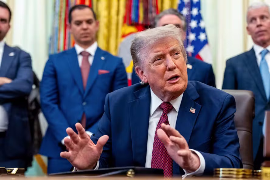 Trump parece encurralado pela guerra com o Irã mesmo com o ‘maior martelo do mundo’