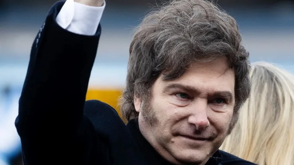 Milei acusa o Brasil de financiar “campanha anti-Argentina”